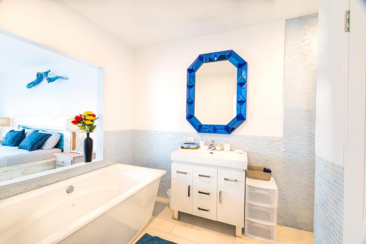Caprice 9 - Oceanfront Villa - Gated Community With Pool Nassau Bagian luar foto